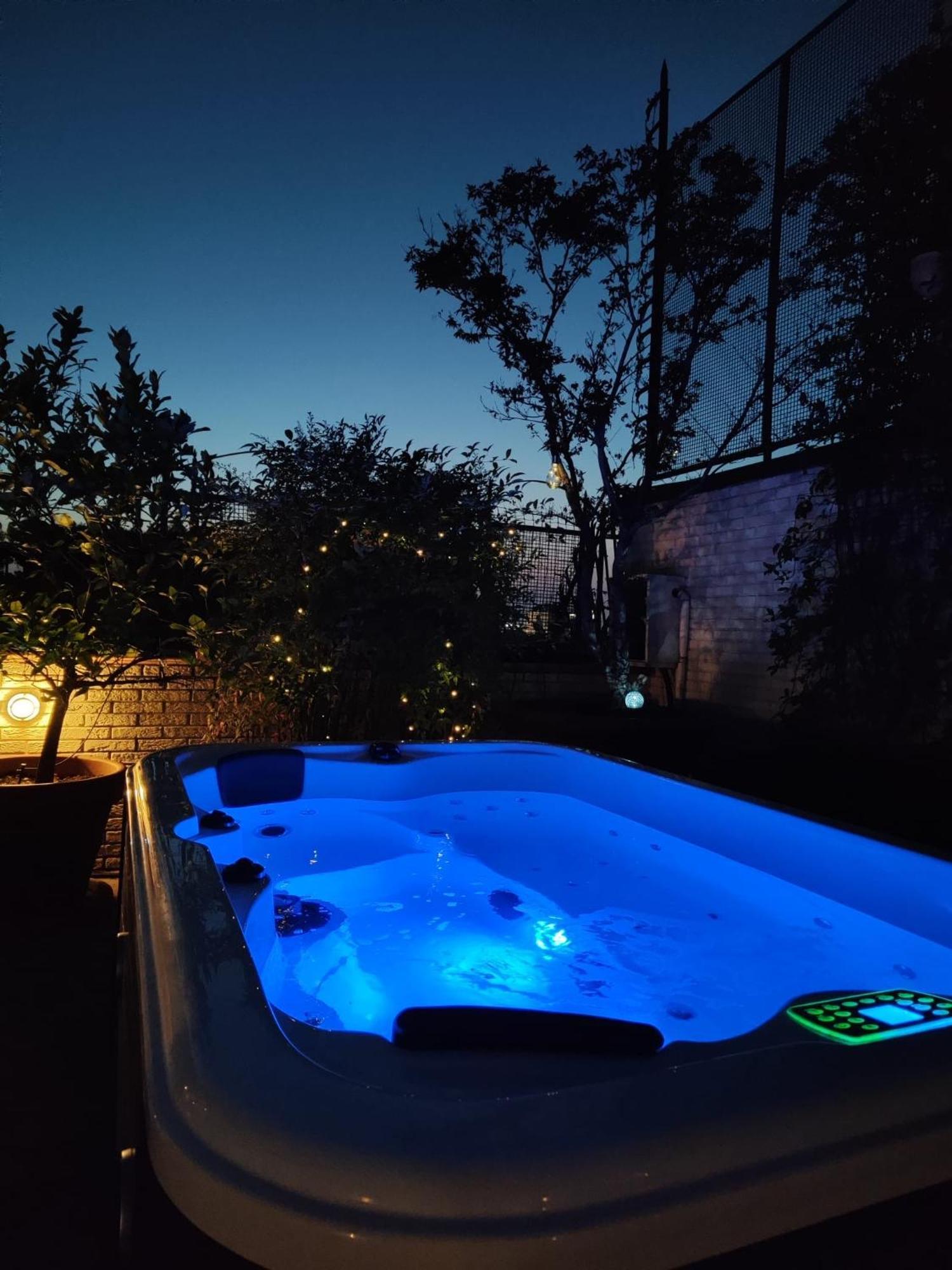 Apartment Rooftop Terrace - Elegante Attico Con Idromassaggio Mailand